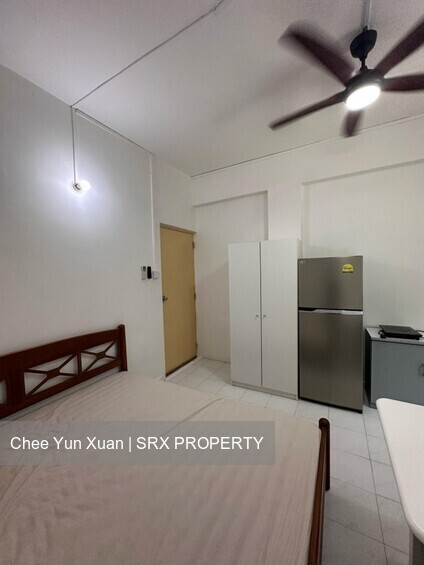 Sims Avenue (D14), Apartment #561525901